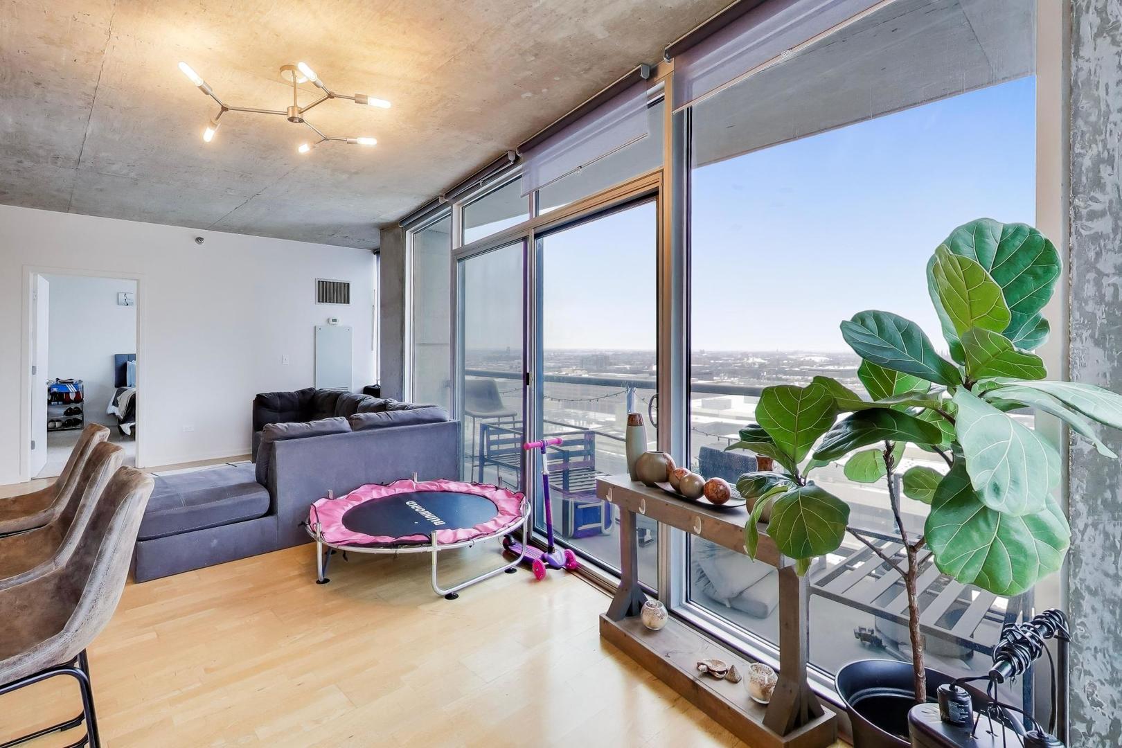 611 South Wells Street, Unit 2104 Chicago, IL 60607 - Photo 11 of 45