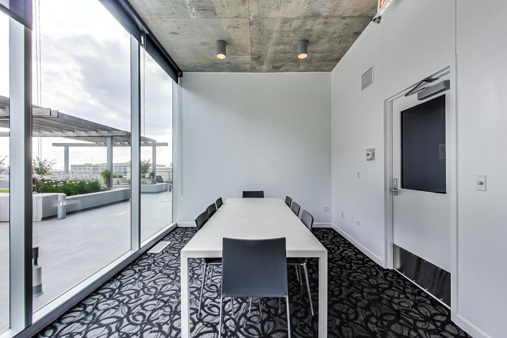 611 South Wells Street, Unit 2104 Chicago, IL 60607 - Photo 33 of 45