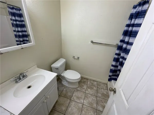 $1,100 | 2109 Breezeway Circle, Ingleside, TX 78362