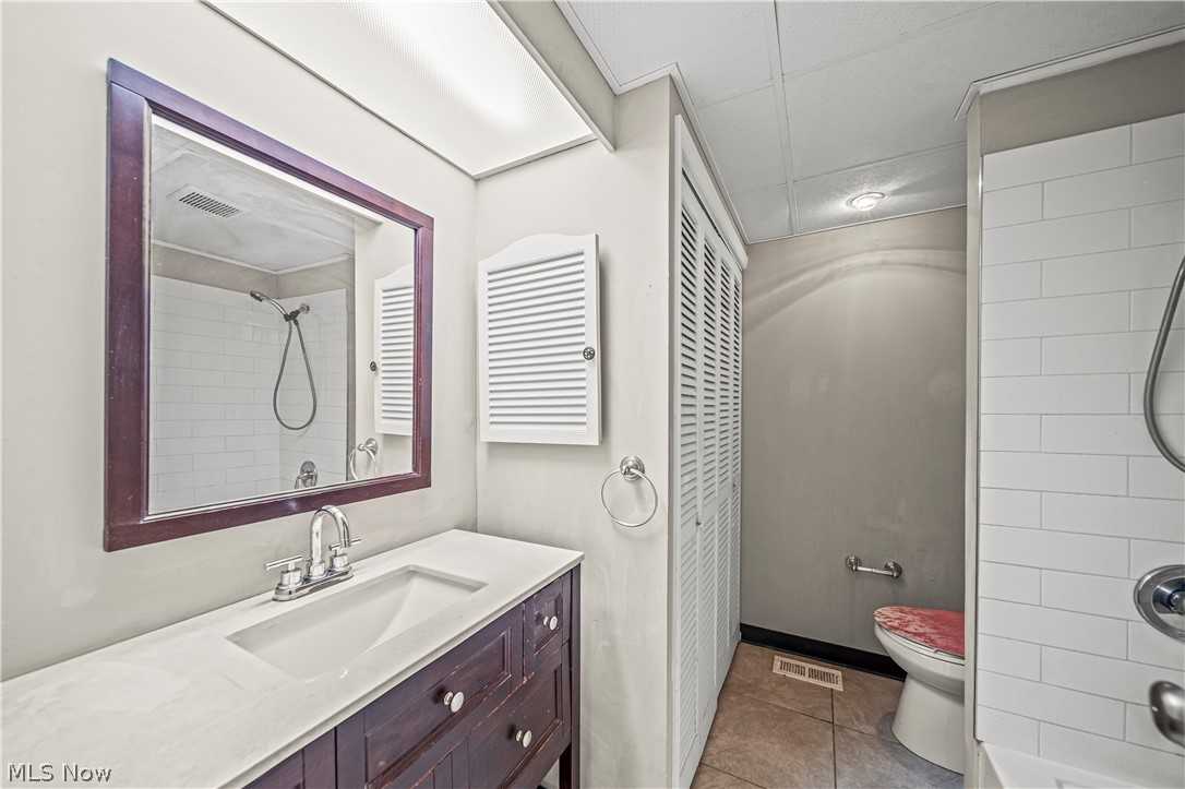938 Som Center Road Cleveland, OH 44143 - Photo 23 of 35 Second Full Bathroom