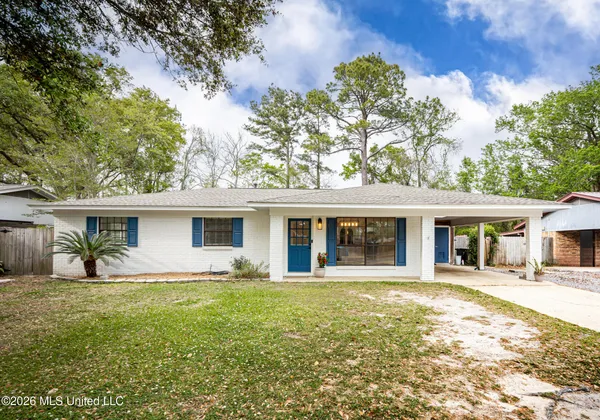 $350,000 | 2808 Lawnwood Drive, Ocean Springs, MS 39564