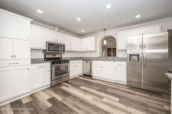 $350,000 | 2808 Lawnwood Drive, Ocean Springs, MS 39564
