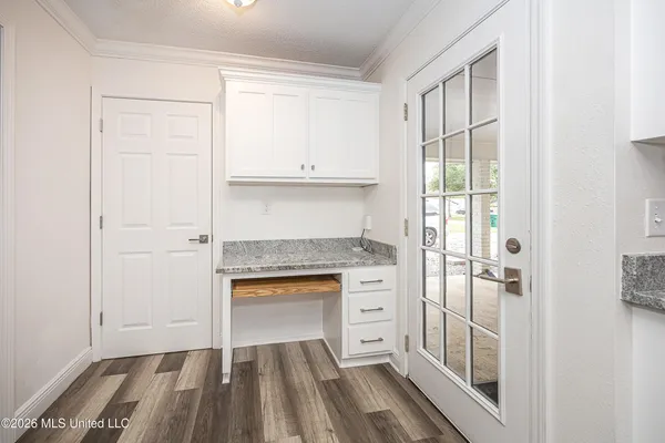$350,000 | 2808 Lawnwood Drive, Ocean Springs, MS 39564