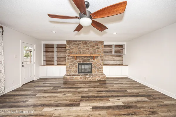 $350,000 | 2808 Lawnwood Drive, Ocean Springs, MS 39564
