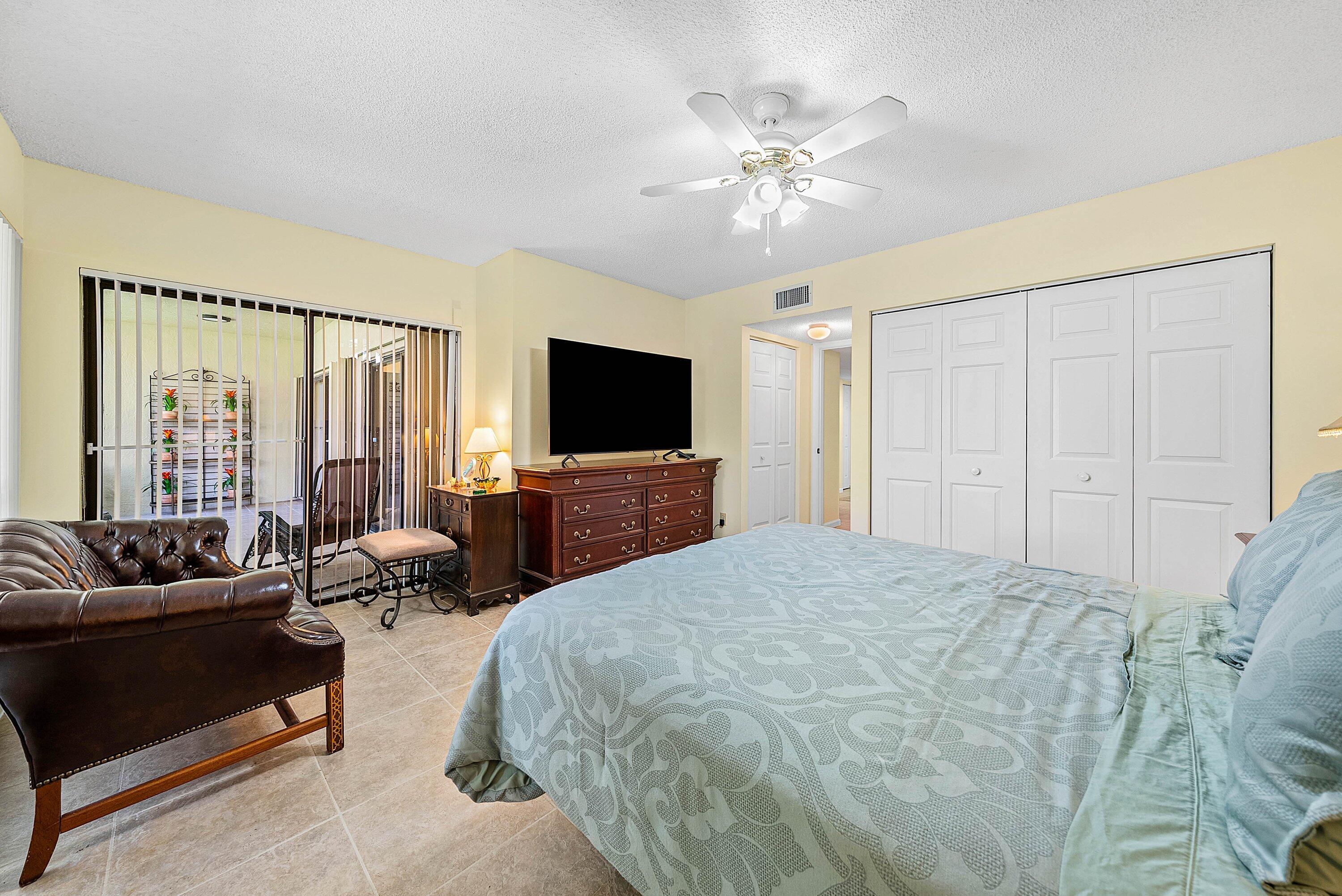 5520 Coach House Circle, Unit C Boca Raton, FL 33486 - Photo 23 of 46 022-5520CoachHouseCircle-C-BocaRaton-FL-