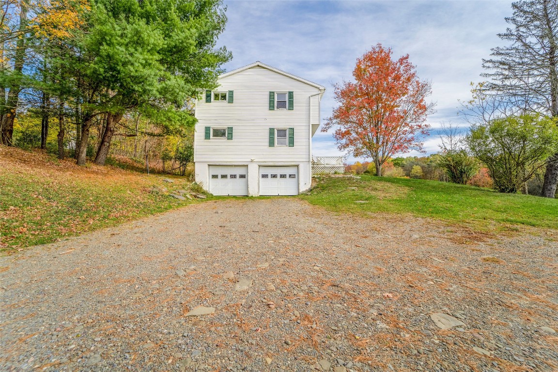 310 Rhodes Road Apalachin, NY 13732 - Photo 4 of 19 Gallery Image 4