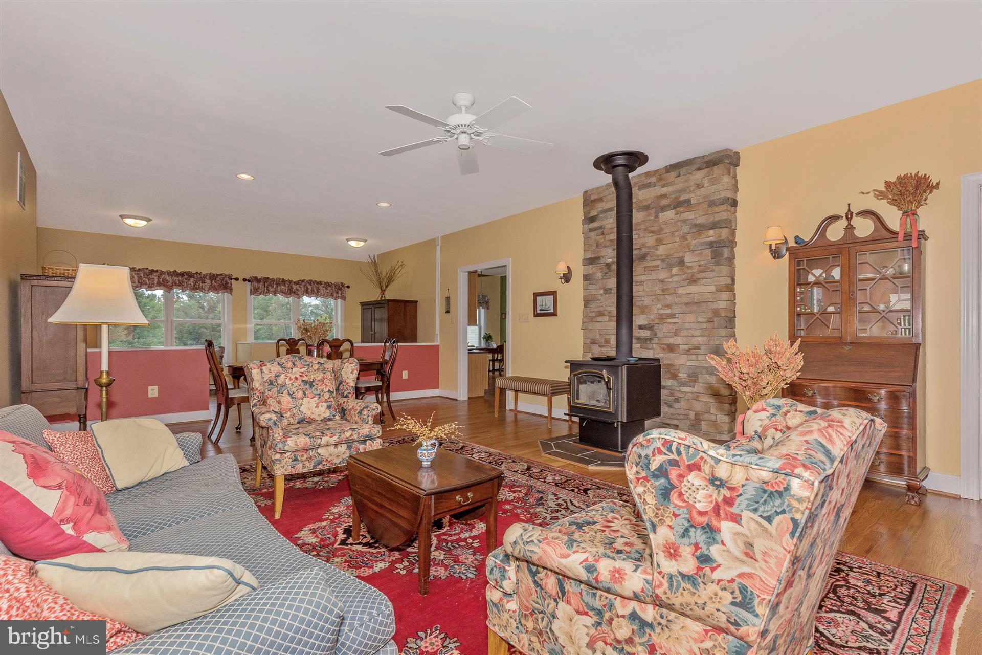3485 Bullfrog Road Fairfield, PA 17320 - Photo 5 of 30 Family Room