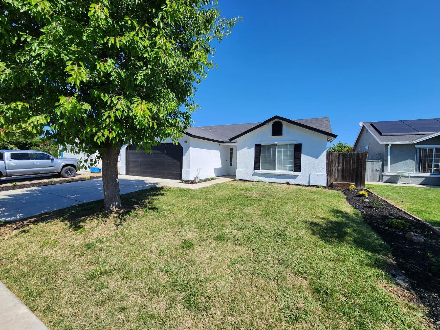 723 Dodderer Street Firebaugh, CA 93622 - Photo 2 of 11