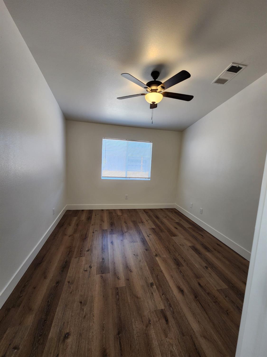 723 Dodderer Street Firebaugh, CA 93622 - Photo 10 of 11