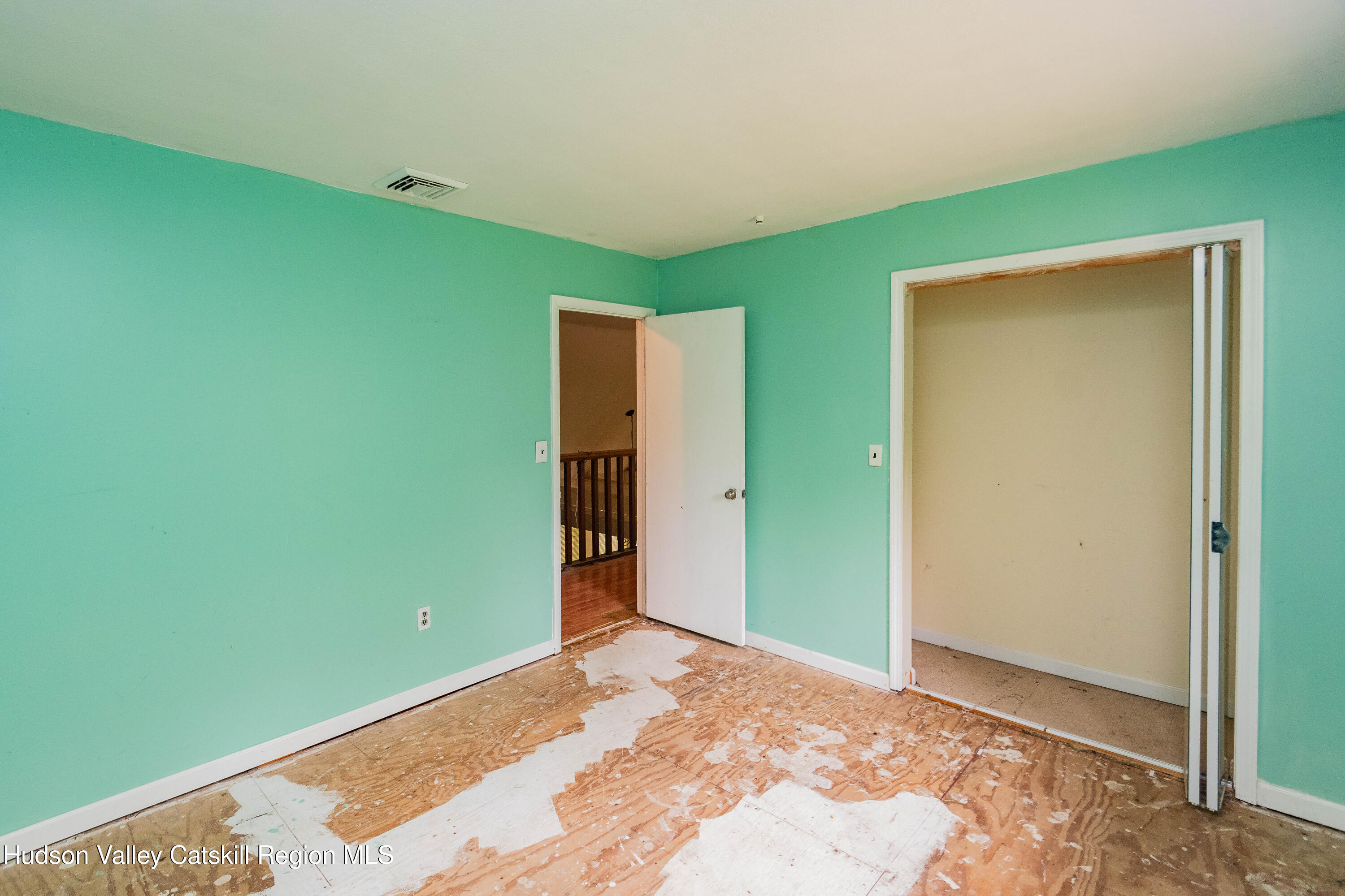 573 Plutarch Road Highland, NY 12528 - Photo 25 of 40 DSC_5420