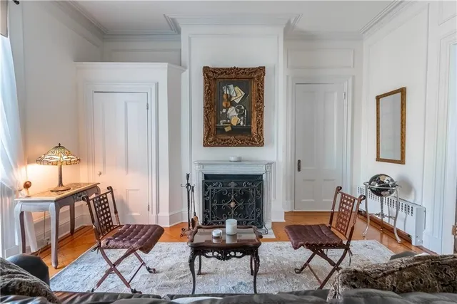 $4,000 | 4 Red Cross Avenue, Unit 1A, Newport, RI 02840