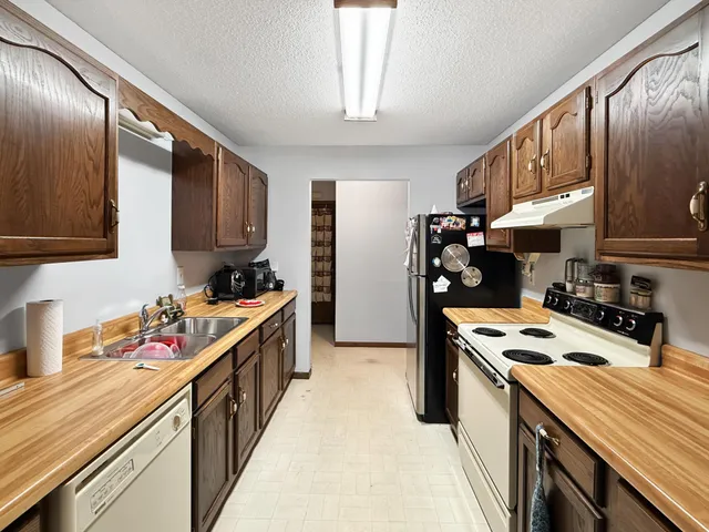 $125,000 | 2402 18th Street South, Unit 3, Fargo, ND 58103