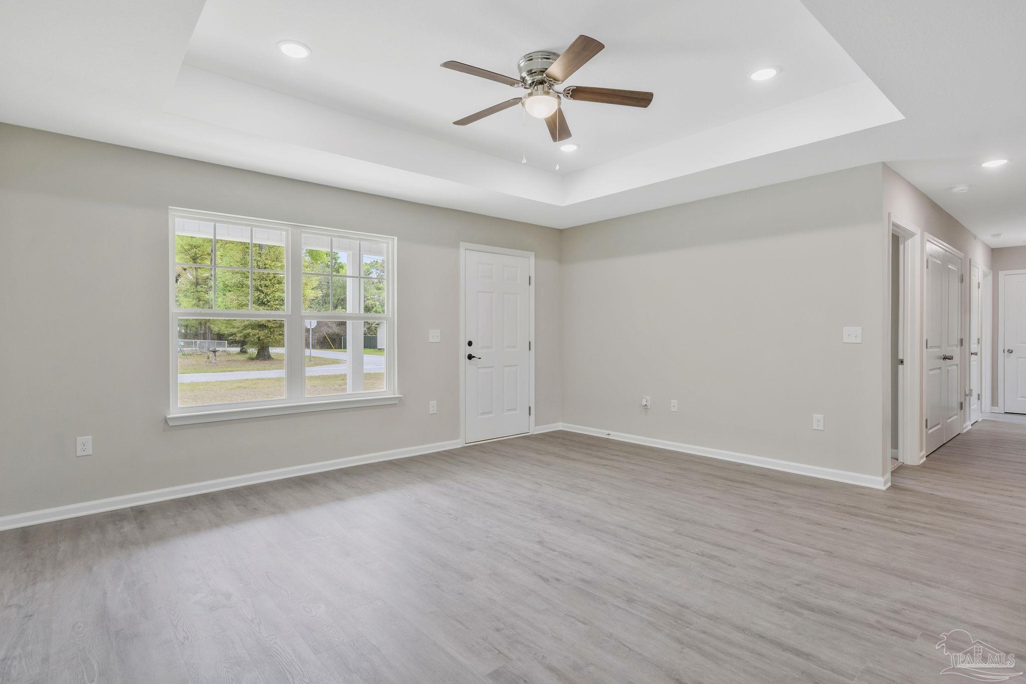 5597 Riviera Drive Milton, FL 32583 - Photo 7 of 47