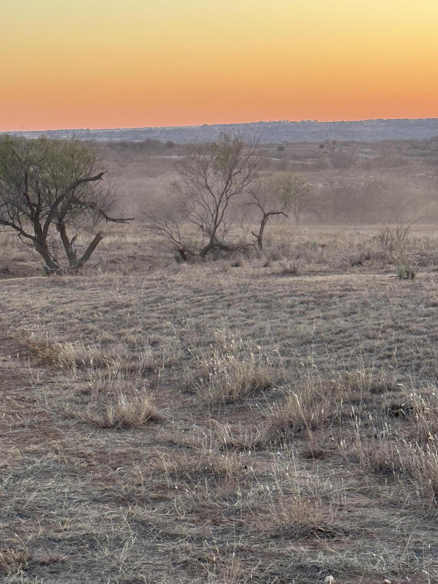 1548 Fm 1548 Shamrock, TX 79079 - Photo 6 of 10 a view of outdoor space and mountain view