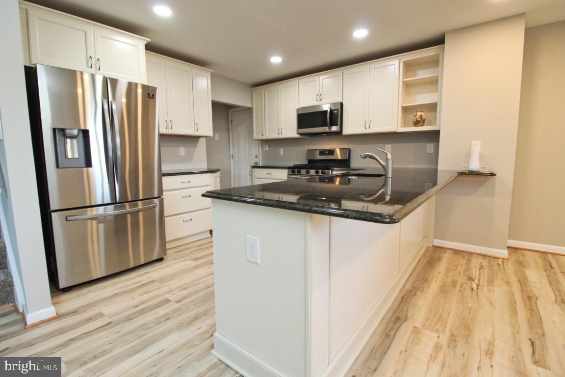 808 Lynvue Road Linthicum Heights, MD 21090 - Photo 10 of 30 Gallery Image 10