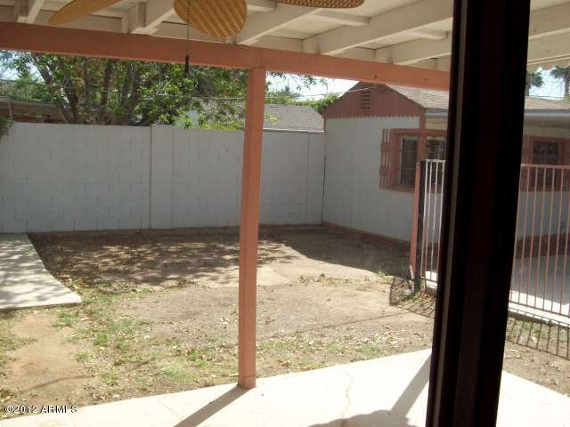 209 West Roma Avenue Phoenix, AZ 85013 - Photo 16 of 18 C:\fakepath\023-297398 - Backyard