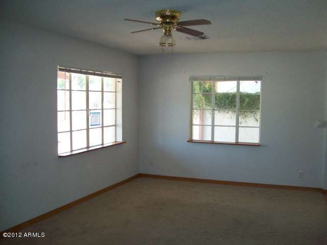 209 West Roma Avenue Phoenix, AZ 85013 - Photo 5 of 18 C:\fakepath\023-297398 - Living Room