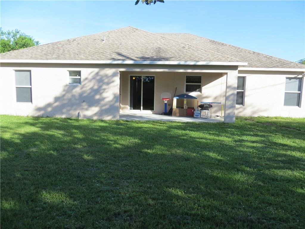 387 Southwest Ridgecrest Drive Port St. Lucie, FL 34953 - Photo 27 of 34 Gallery Image 27