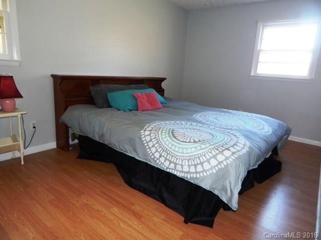 1370 Rector Corner Road Marshall, NC 28753 - Photo 9 of 20 Gallery Image 9