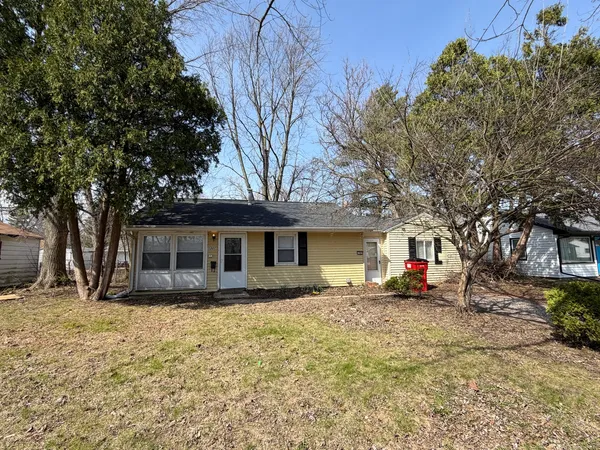 $129,000 | 1307 Hedge Road, Champaign, IL 61821