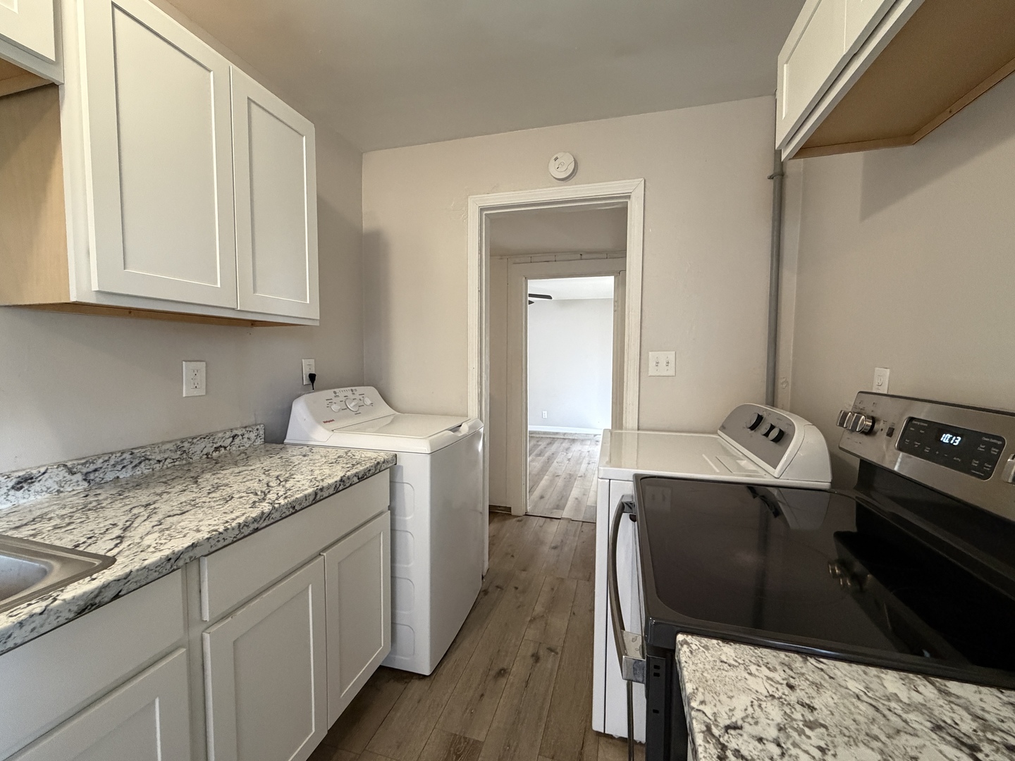 1307 Hedge Road Champaign, IL 61821 - Photo 11 of 30 Gallery Image 11