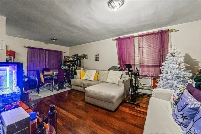 $1,370,000 | 150-02 78th Road | Kew Gardens Hills