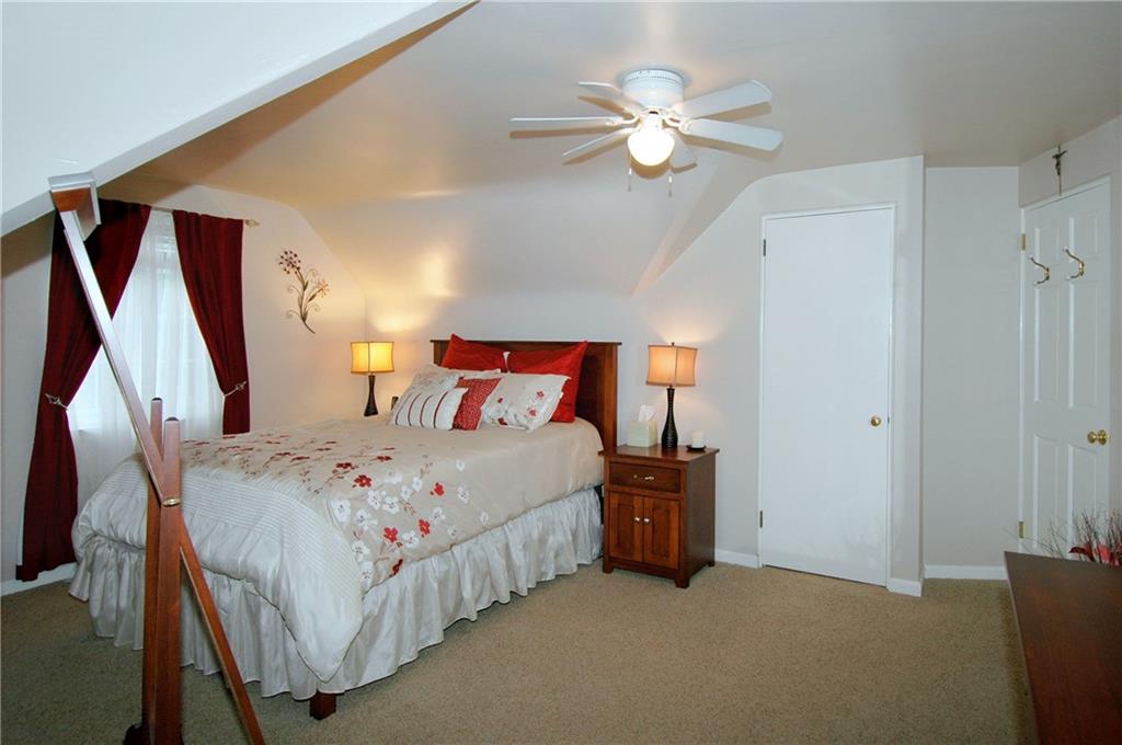 508 Sleepy Hollow Road Pittsburgh, PA 15228 - Photo 13 of 25 Master Bedroom - Coved ceiling, paddle fan.
