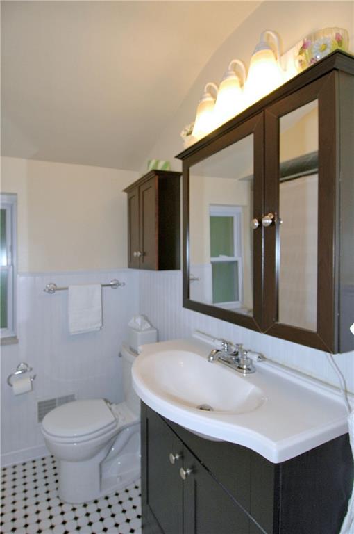 508 Sleepy Hollow Road Pittsburgh, PA 15228 - Photo 18 of 25 Full Bath - Updated, large vanity, ceramic tile flooring.