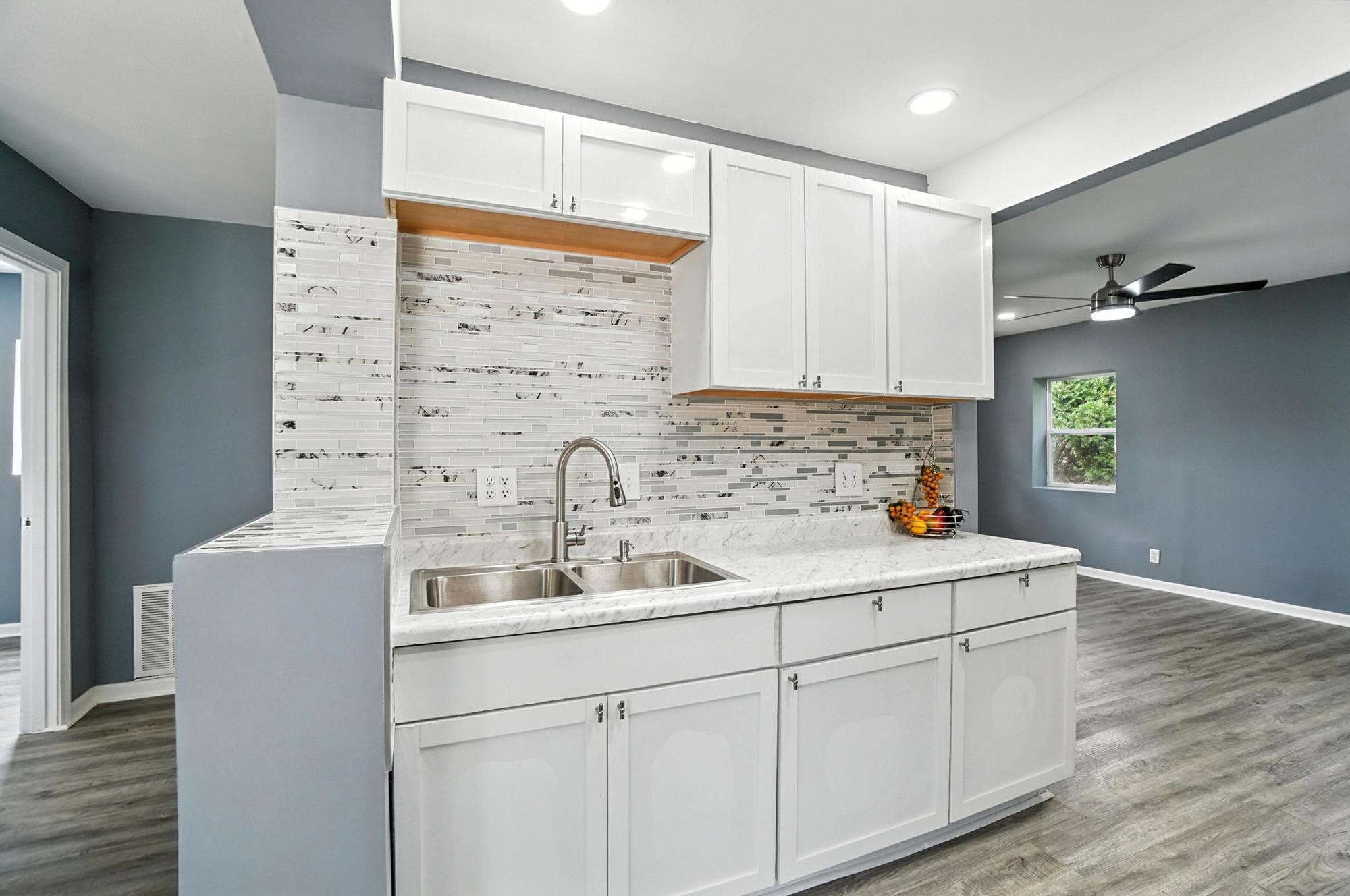 1166 Acton Road Columbus, OH 43224 - Photo 9 of 24 059