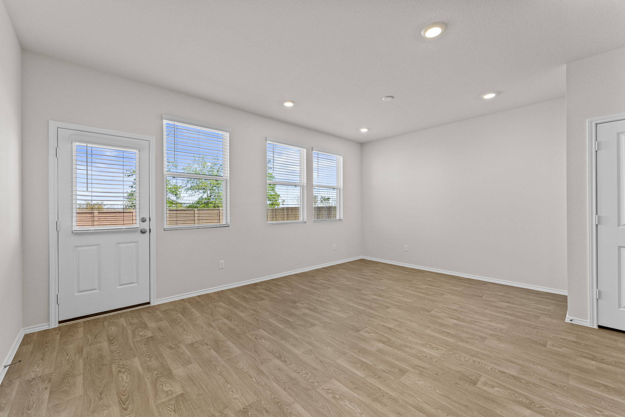 129 Varner Way Lockhart, TX 78644 - Photo 7 of 21