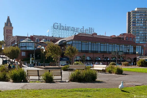 $1,299,000 | 1000 North Point Street, Unit 902, San Francisco, CA 94109