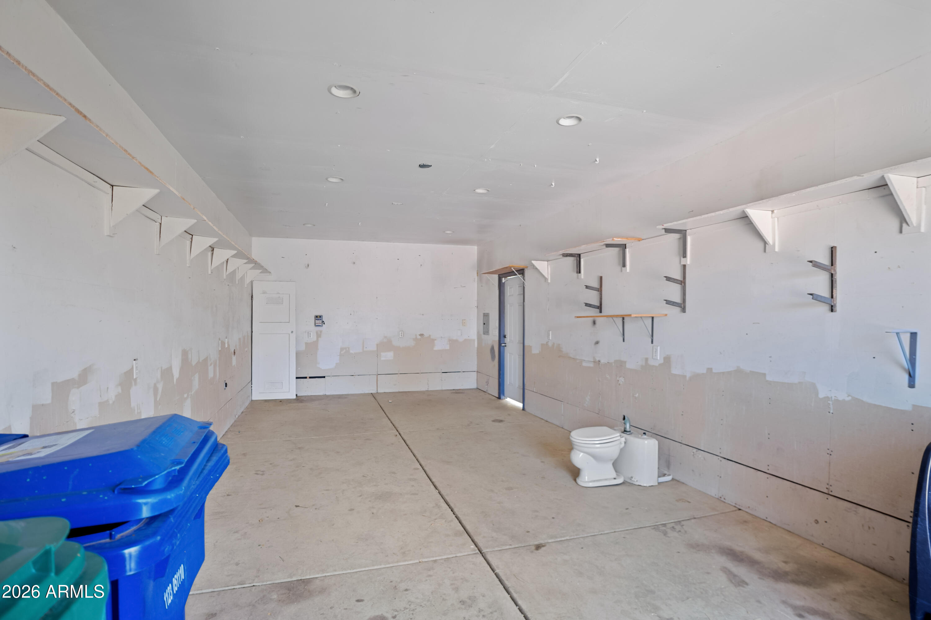 505 North Robson Mesa, AZ 85201 - Photo 21 of 27 a view of a livingroom with a furniture