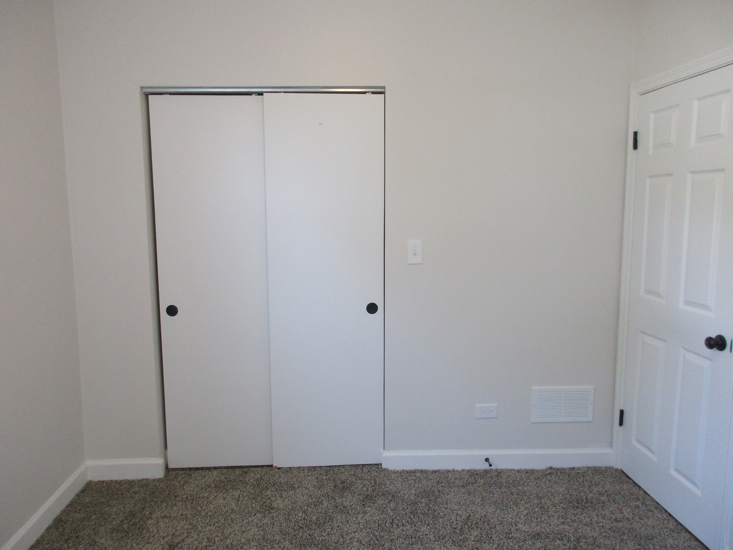 1134 West 104th Street Chicago, IL 60643 - Photo 21 of 53 a view of a small space