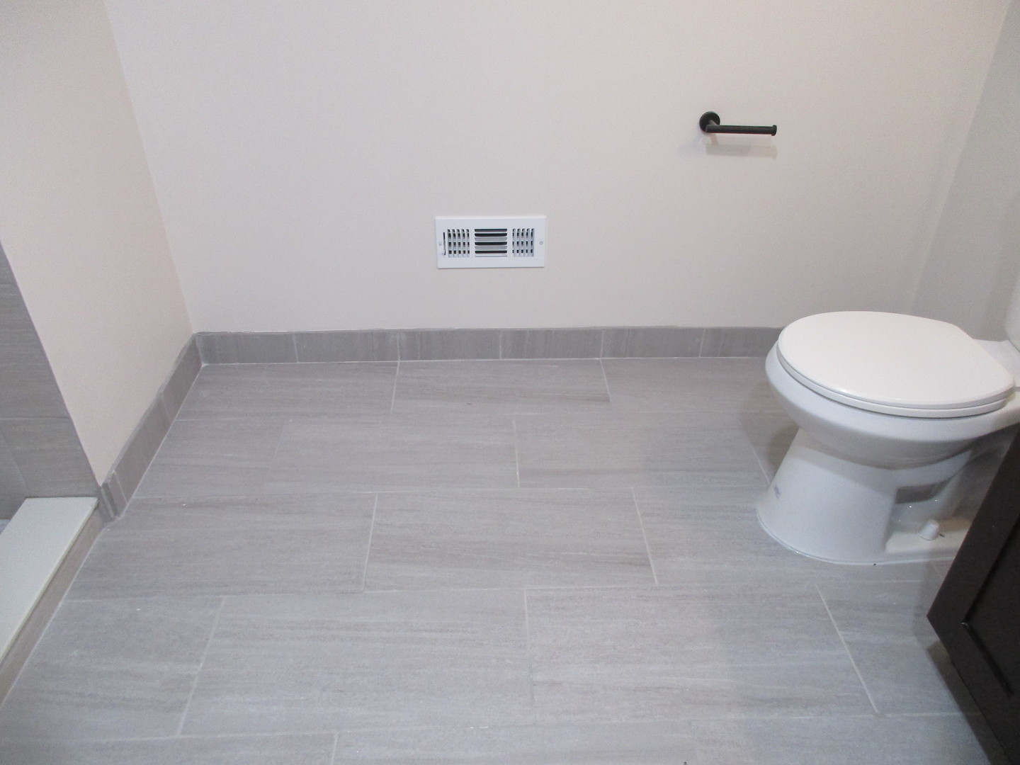 1134 West 104th Street Chicago, IL 60643 - Photo 39 of 53 a view of a bathroom with toilet