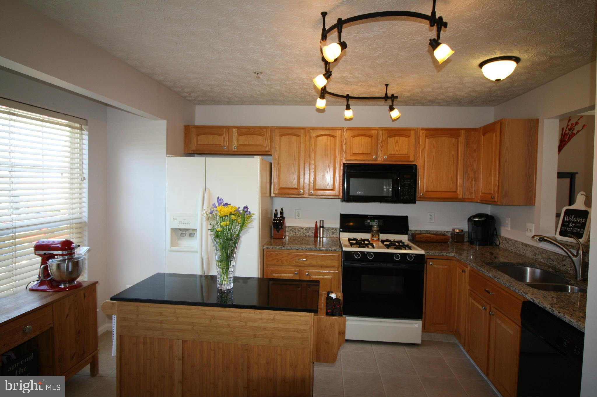 2117 Kyle Green Road Abingdon, MD 21009 - Photo 4 of 30 Kitchen