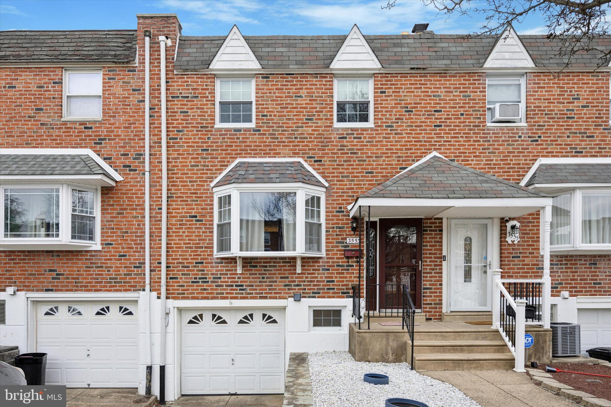 3553 Teton Road Philadelphia, PA 19154 - Photo 2 of 28