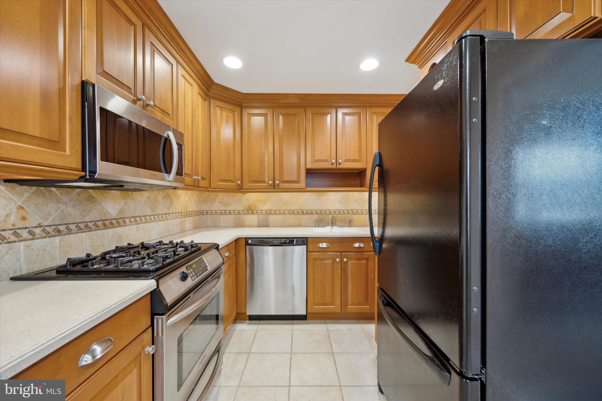 3553 Teton Road Philadelphia, PA 19154 - Photo 10 of 28