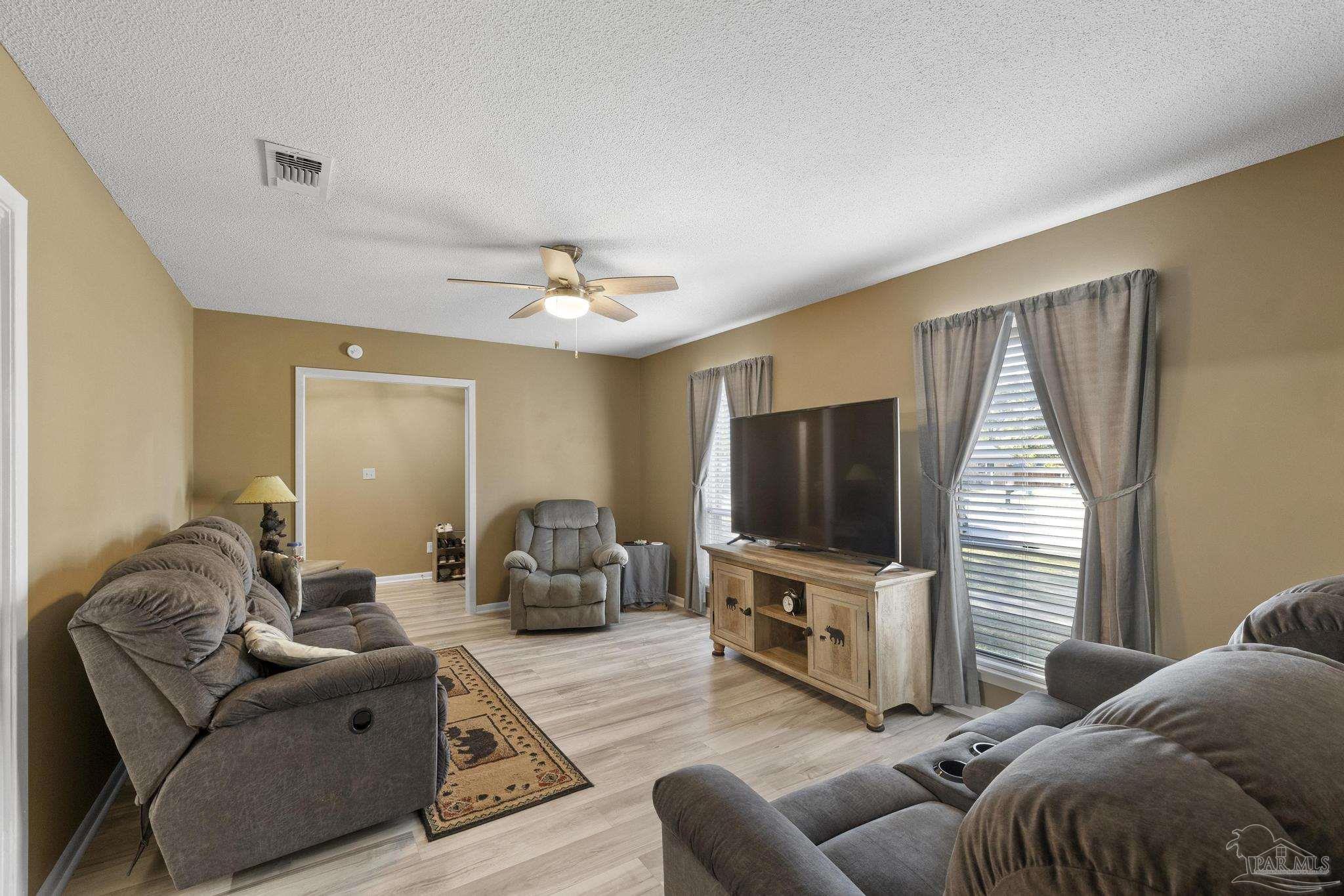 7904 Holgate Road Pensacola, FL 32514 - Photo 7 of 43 Gallery Image 7