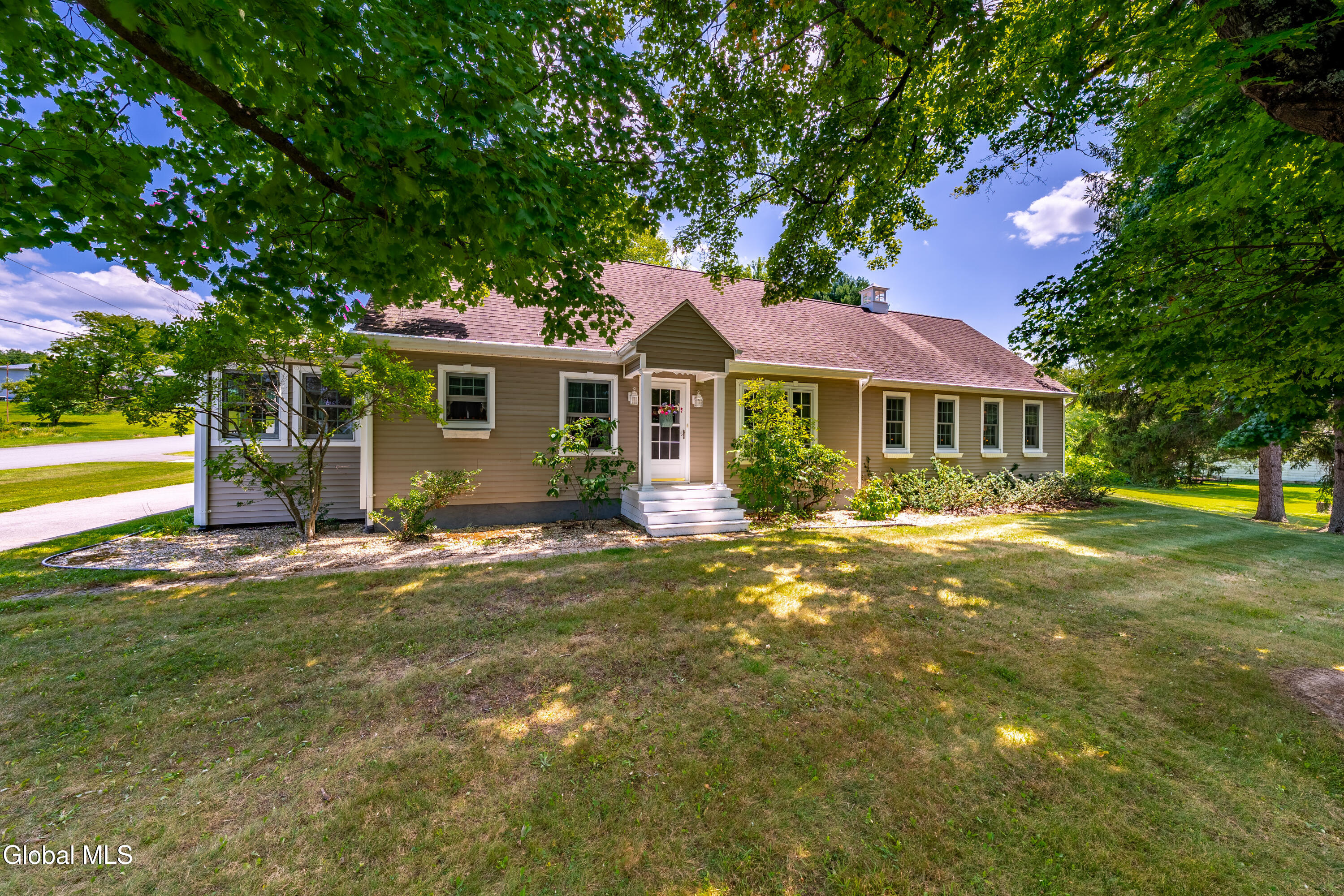 6 Campbell Road Melrose, NY 12121 - Photo 3 of 44 DSC08102-HDR
