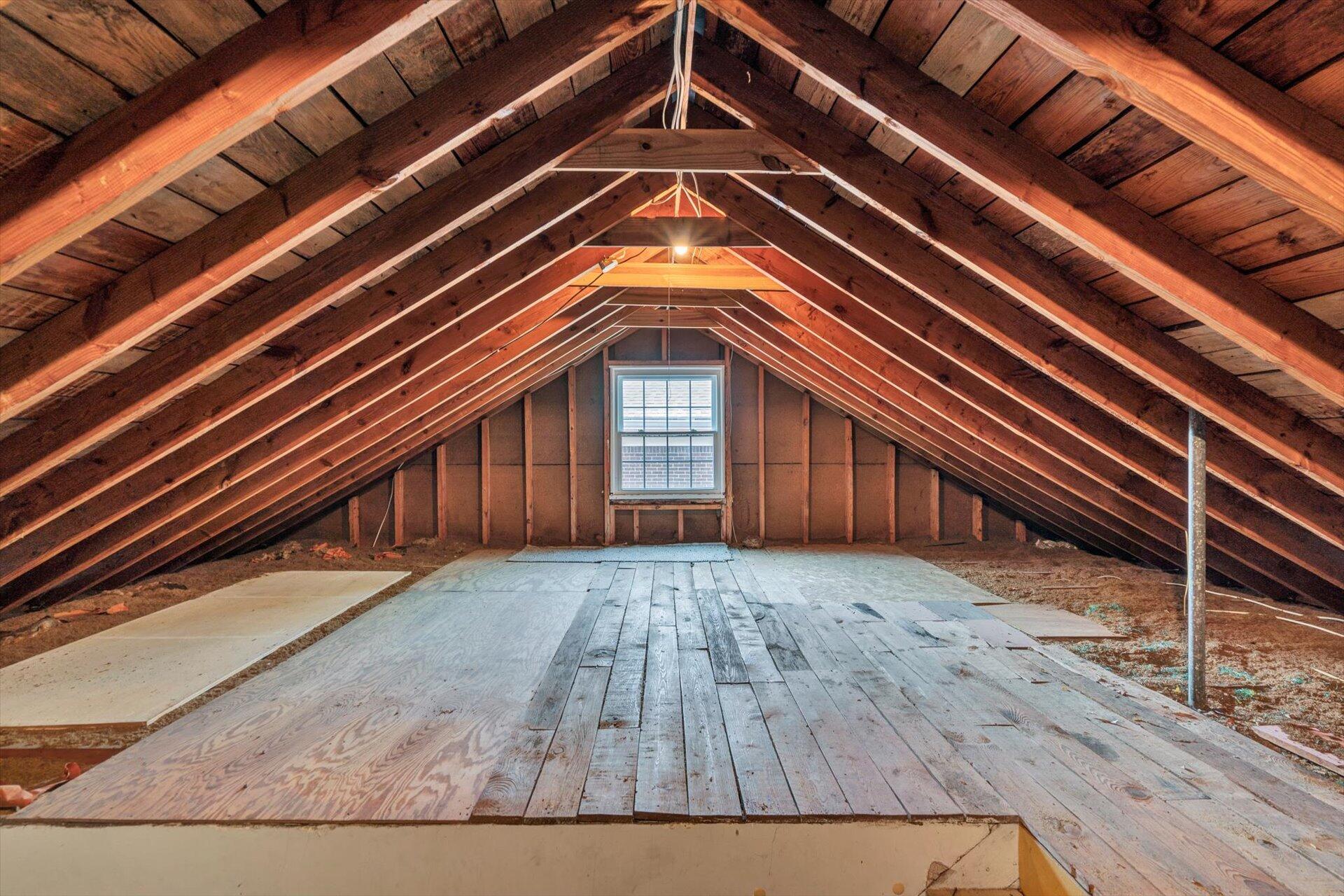 2303 Carter Road Southwest Roanoke, VA 24015 - Photo 25 of 38 Walk-Up Attic