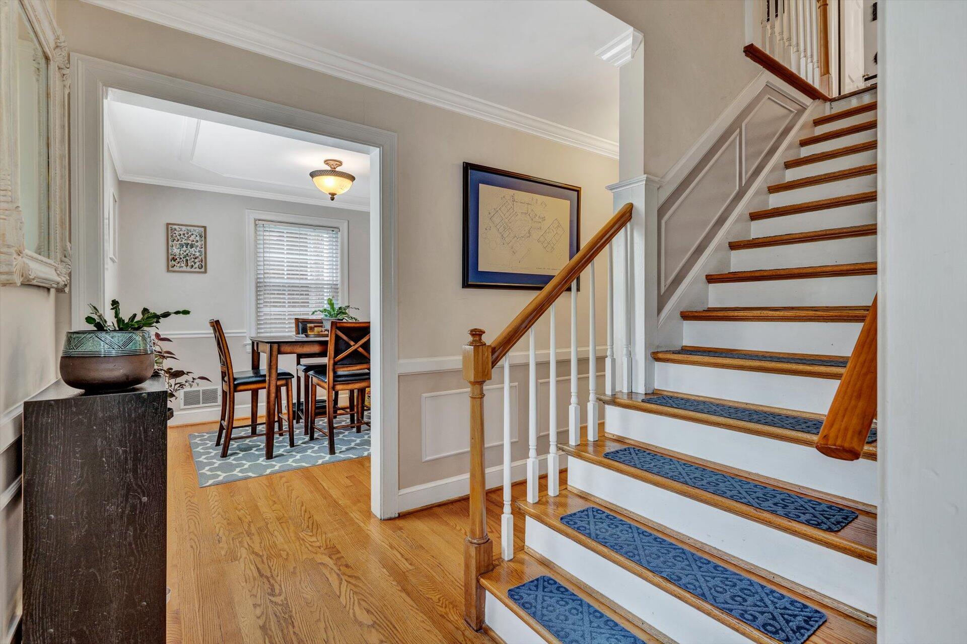 2303 Carter Road Southwest Roanoke, VA 24015 - Photo 4 of 38 Foyer