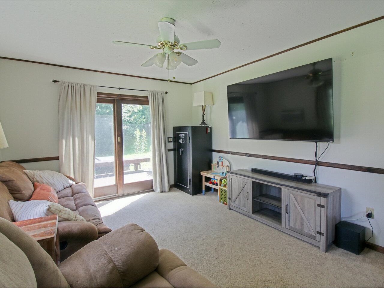 49 Morgan Road Jericho, VT 05465 - Photo 5 of 36