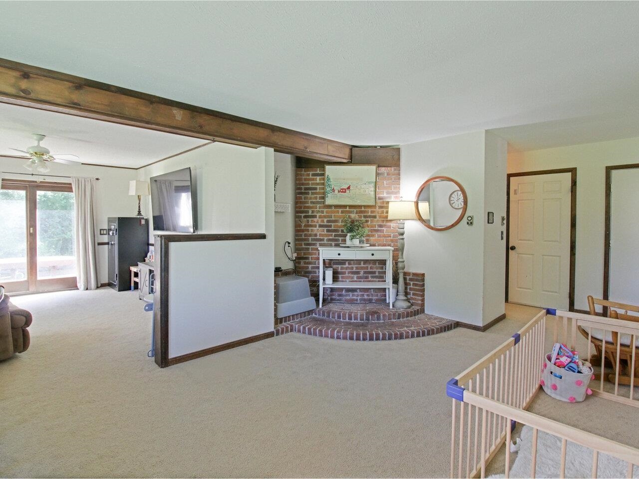 49 Morgan Road Jericho, VT 05465 - Photo 8 of 36