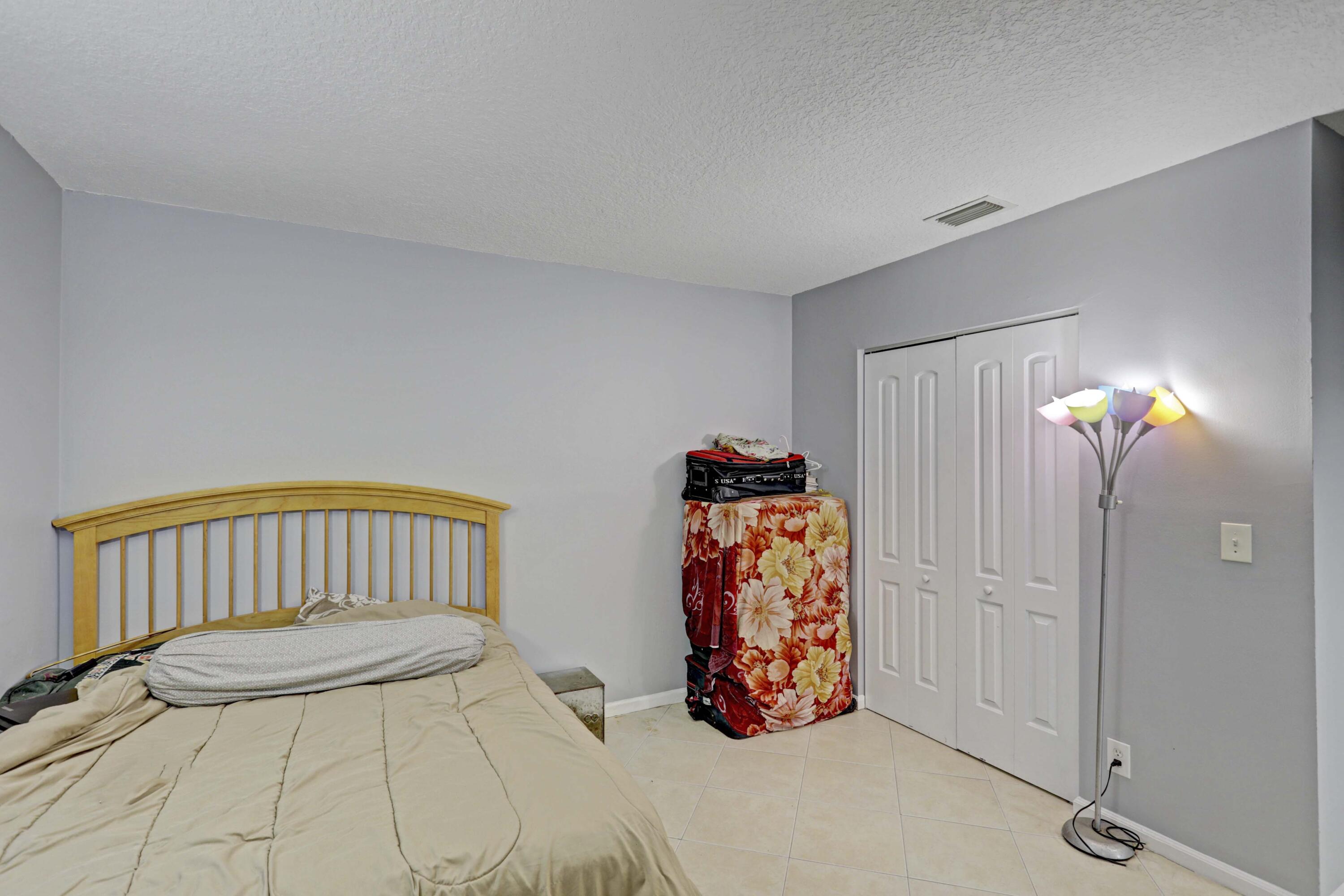 1419 Sunset Road West Palm Beach, FL 33406 - Photo 22 of 41 27__20a6129_31_32_33_34_35