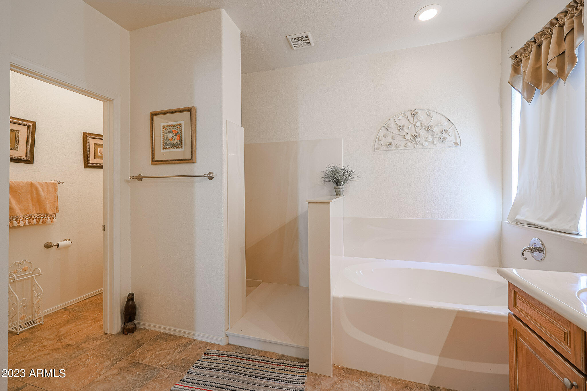2126 West Carson Road Phoenix, AZ 85041 - Photo 12 of 14 B (25)