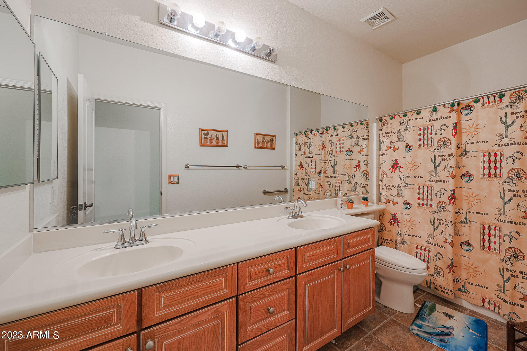 2126 West Carson Road Phoenix, AZ 85041 - Photo 6 of 14 B (13)