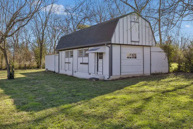 $1,099,000 | 4112 Saunders Avenue, Nashville, TN 37216