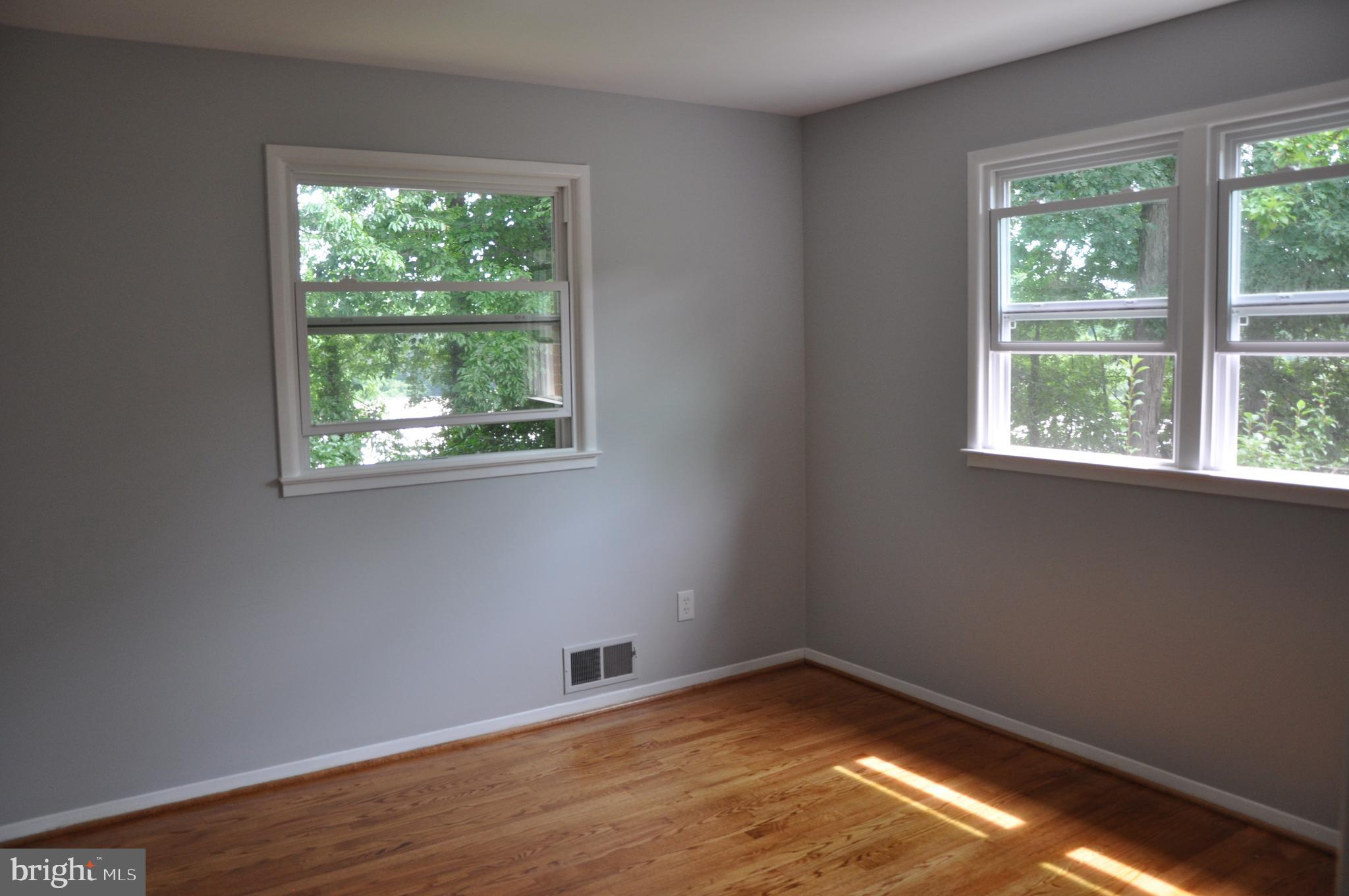 7914 Ellet Road Springfield, VA 22151 - Photo 12 of 27