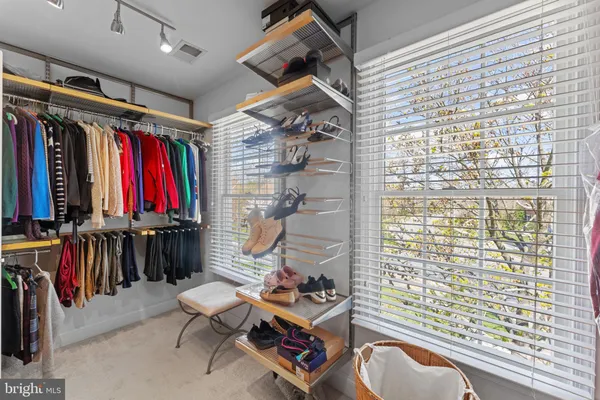 $1,350,000 | 25708 Howerton Drive, Chantilly, VA 20152