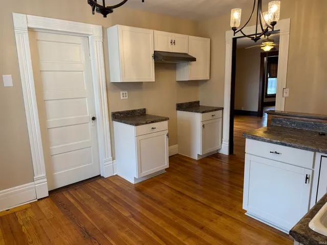 $147,500 | 355 Church Street, Bridgeport, IL 62417